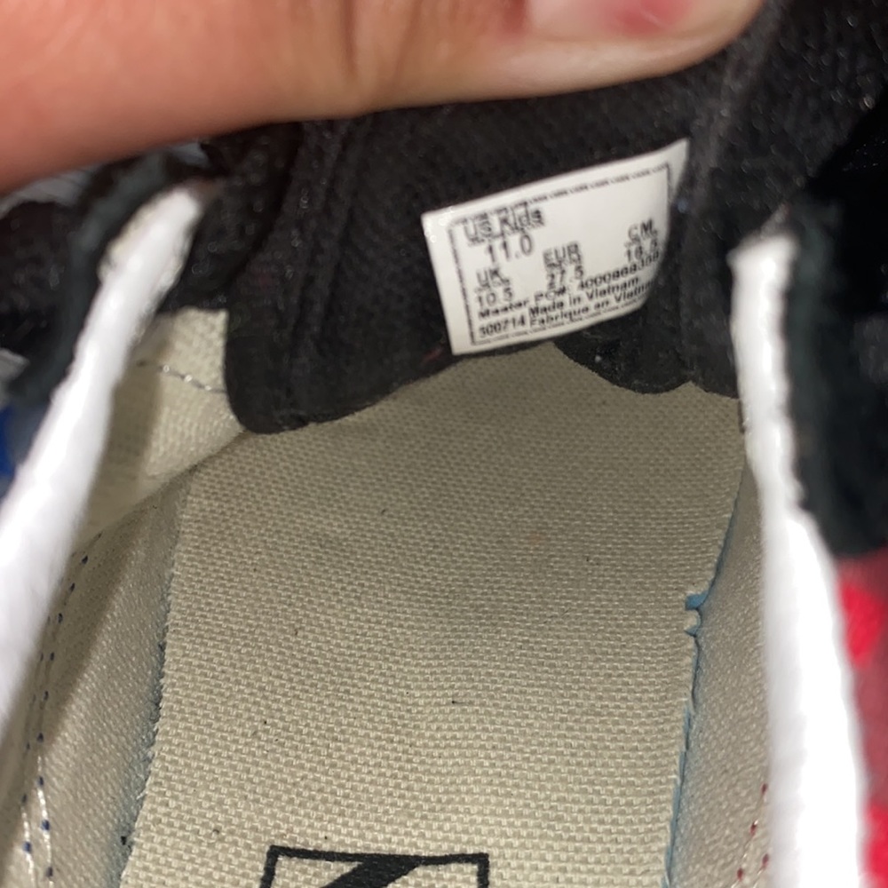 Checker vans - Picture 7 of 7